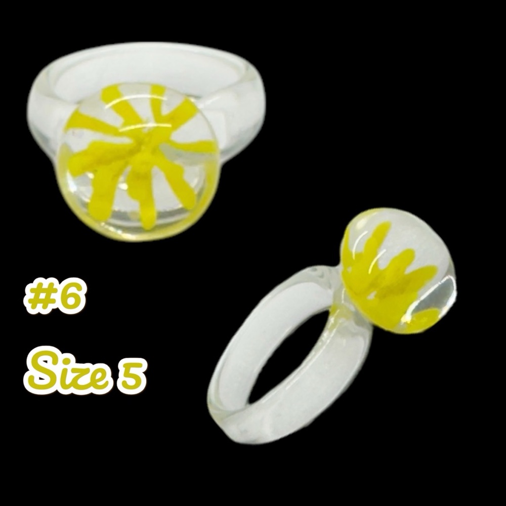 Lot Of 6 Vintage Domed, Square & Round Lucite Rings - Great 4 Reseller/Collector - Picture 9 of 10